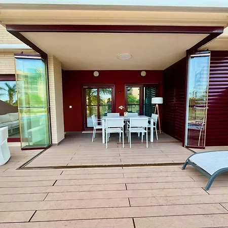 Lucerna Ii, Bajo 2 كامبوامور