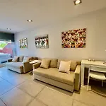 Lucerna Ii, Bajo 2 *